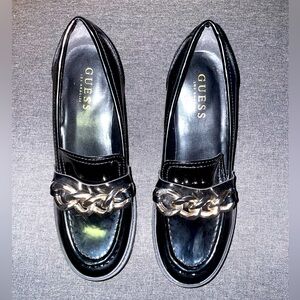 Guess chunky loafer with gold chain